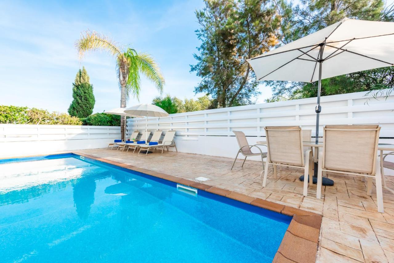 Villa Palm Breeze By Ezoria Villas Protaras Exterior foto